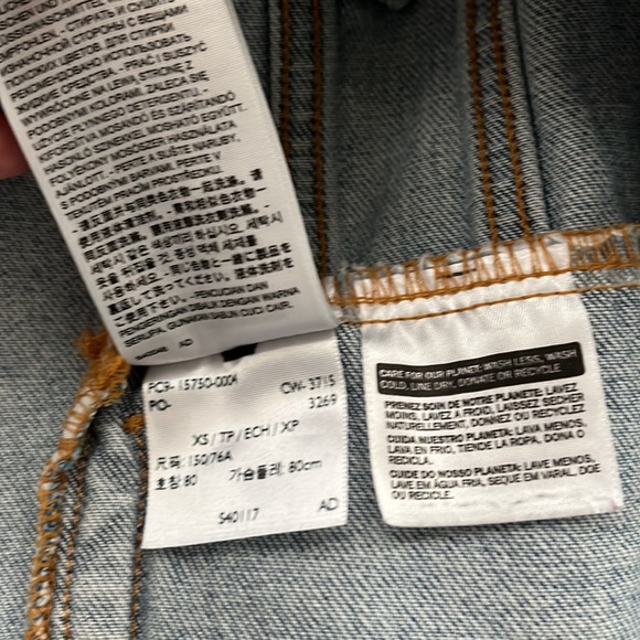Levi’s 90 Trucker Denim Jacket in XS - Picture 5 of 7